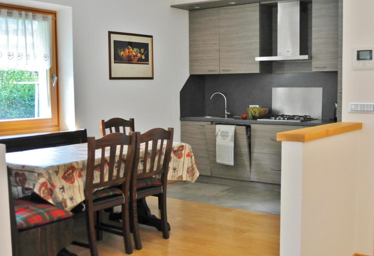 La Casa Di Armando Aparthotel Bormio Exteriör bild